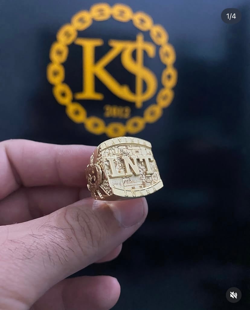 Dedeira banhada a ouro 18K - personalizada